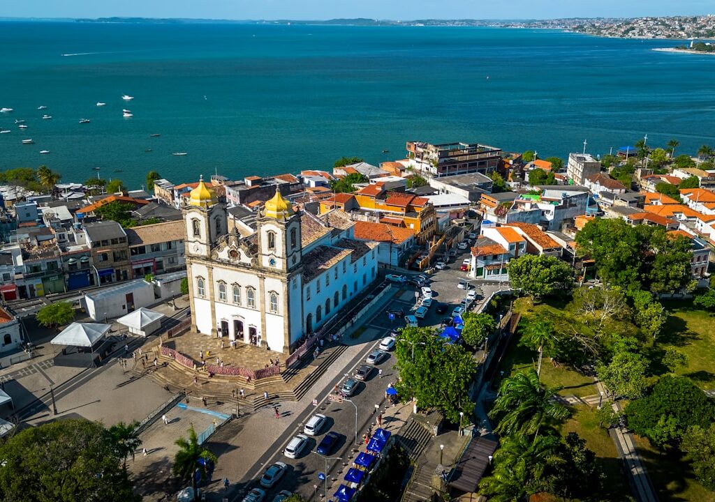 Os Melhores Destinos na Bahia: Guia Completo para sua Próxima Viagem